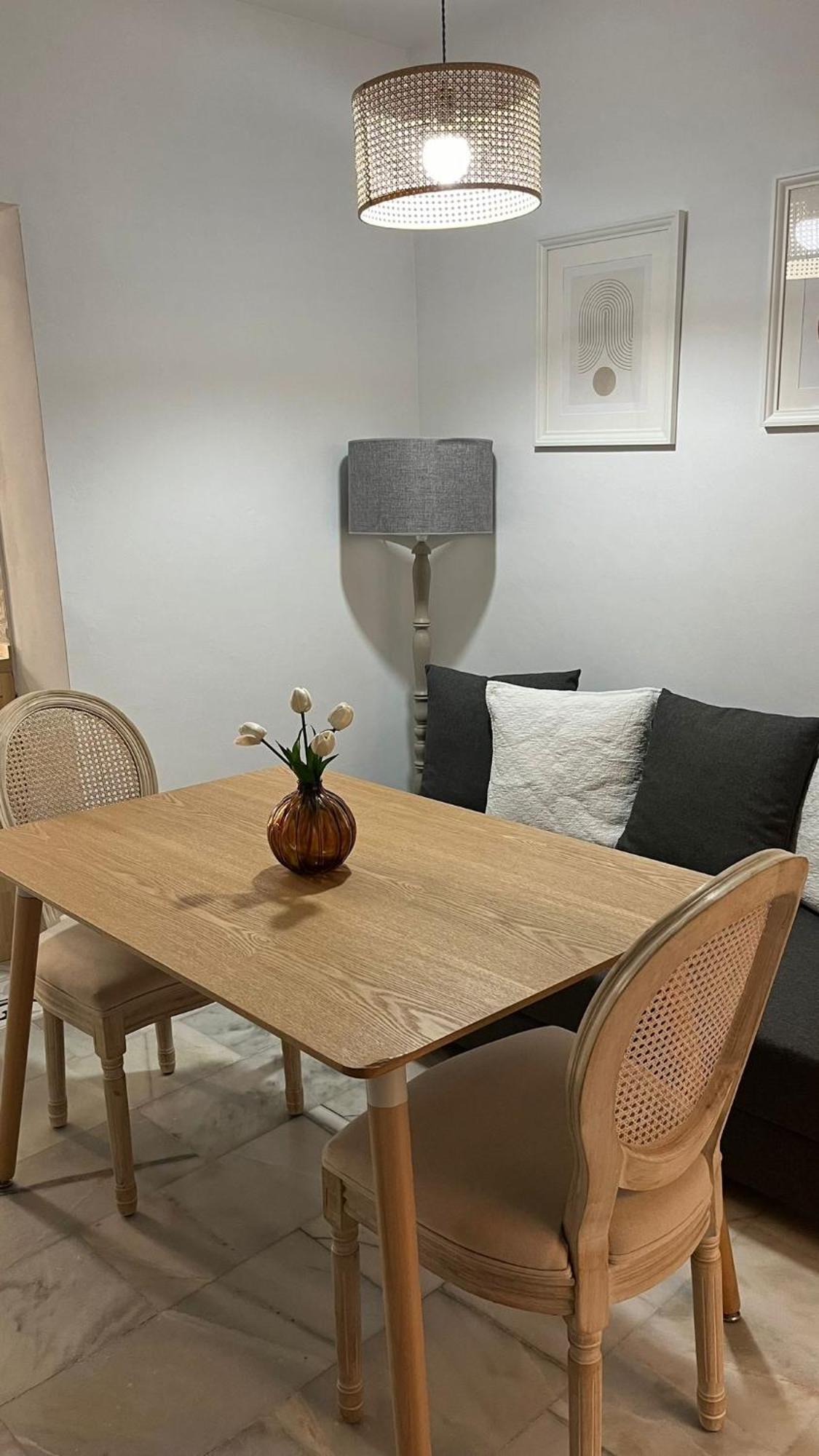 Apartamento En Casco Antiguo - Plaza De La Gavidia Sevilha Exterior foto